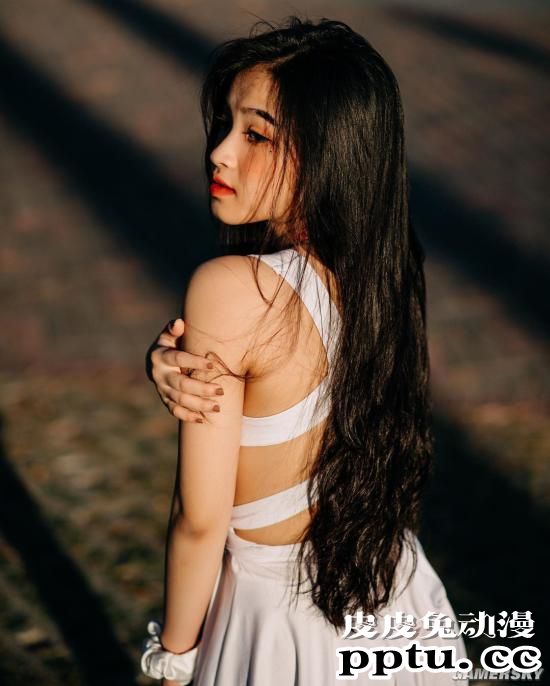 波滔腰瘦人清丽 优质越南学生妹Phan Thị