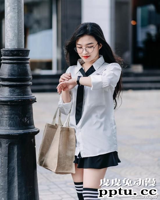 波滔腰瘦人清丽 优质越南学生妹Phan Thị