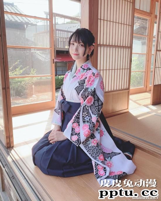 那个泳池里的黑色泳装 2.5次元写真偶像あまつ様