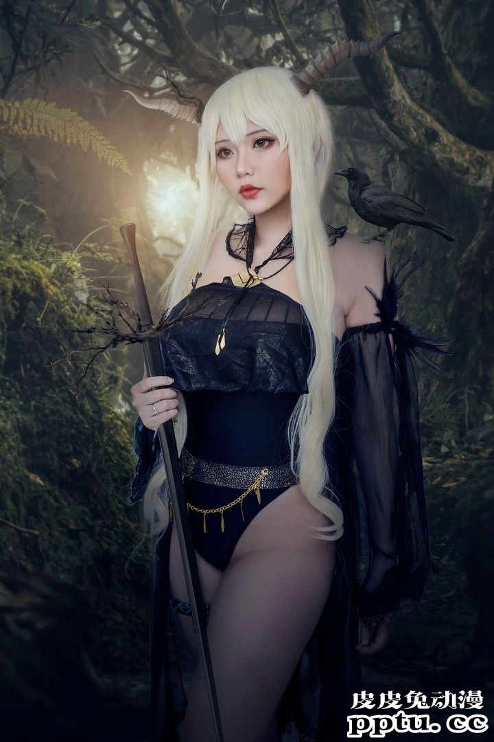 女仆Saber的精心照顾 一周大师级CosPlay赏