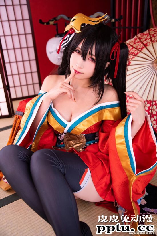 喜欢黑丝和水着 日本COSER大姐姐好身材福利满分