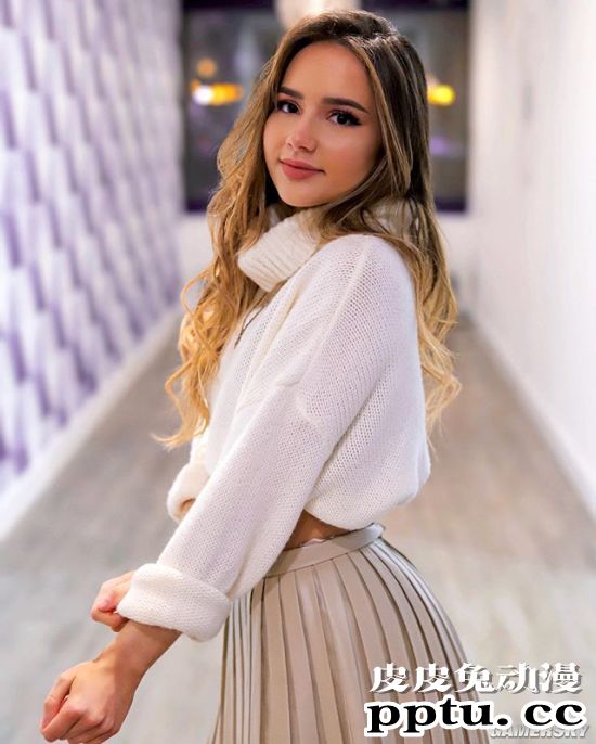 逆天臀围的健身小姐姐 百万粉丝的巴西网红正妹