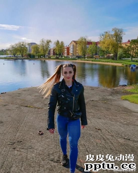 俄罗斯金刚芭比Julia Vins 最近好像又强壮了？