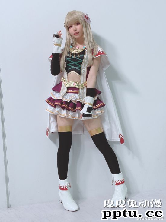 可爱私服兽耳娘 Enako最新杂志写真美照