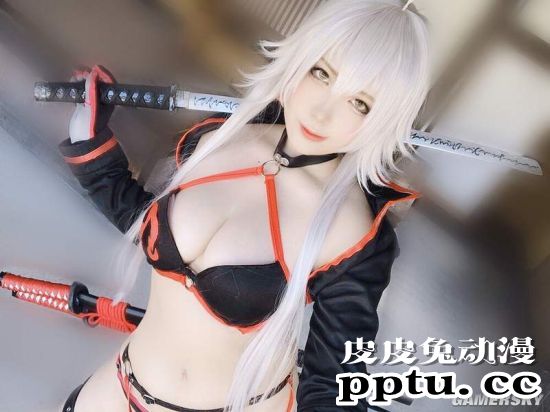 日本网友宅家举办云漫展 晒COS美照参展“空气C98”