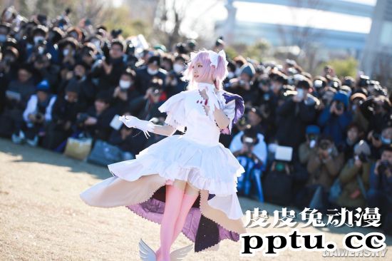 日本网友宅家举办云漫展 晒COS美照参展“空气C98”