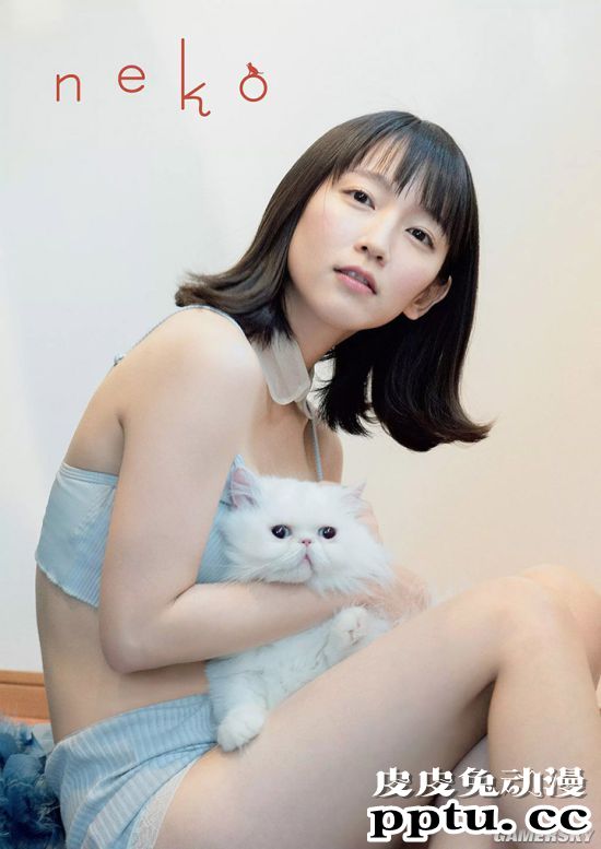 集清纯与性感与一身 雪肌超迷人的吉冈里帆