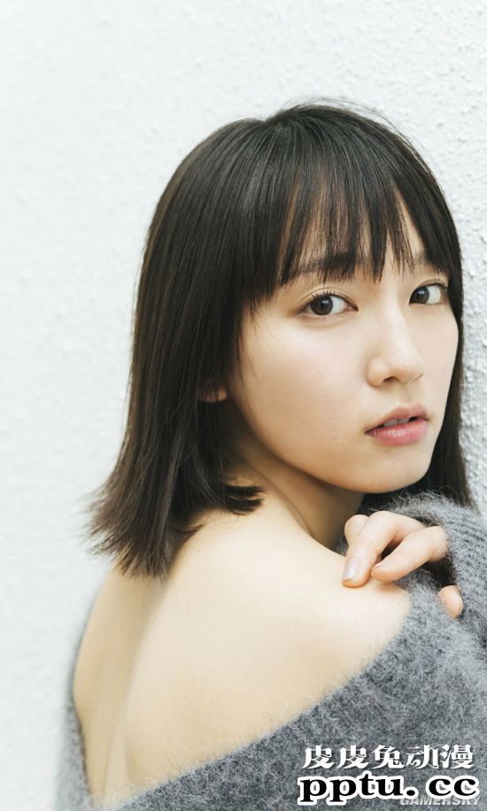 集清纯与性感与一身 雪肌超迷人的吉冈里帆