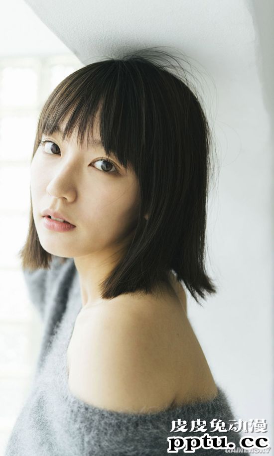 集清纯与性感与一身 雪肌超迷人的吉冈里帆