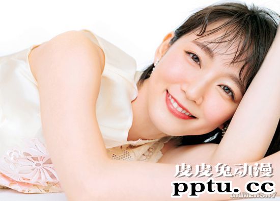 集清纯与性感与一身 雪肌超迷人的吉冈里帆