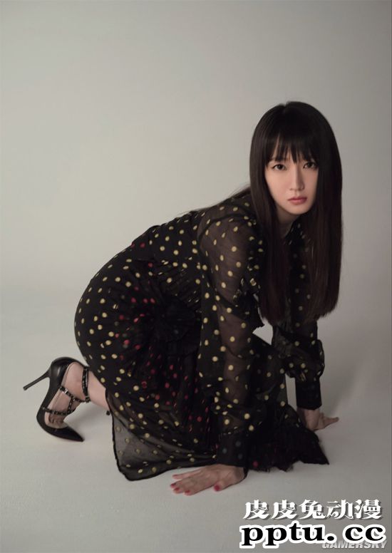 集清纯与性感与一身 雪肌超迷人的吉冈里帆