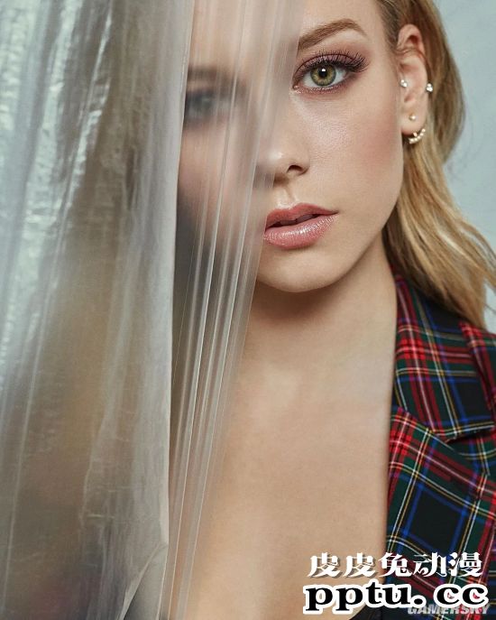 长腿的00后演技派 身材性感的西班牙辣妹