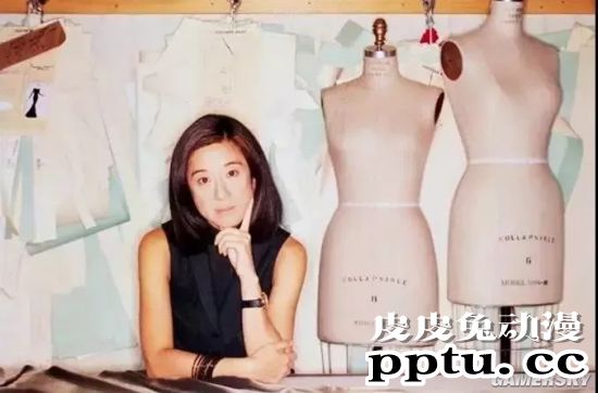 71岁婚纱女王因美腿上热搜 这身材说17岁都有人信