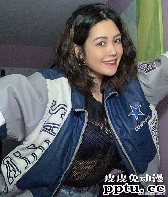 不科学的好身材 日本大学生正妹是个老二次元