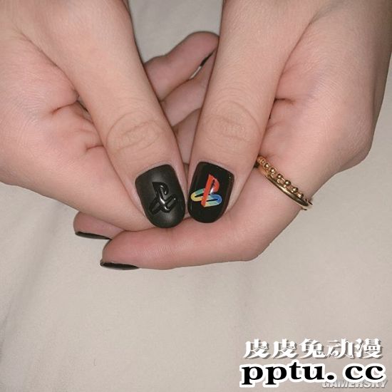 不科学的好身材 日本大学生正妹是个老二次元