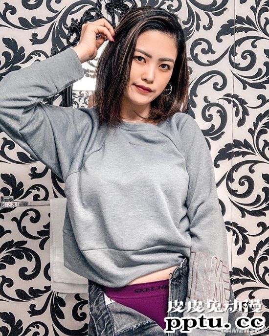 不科学的好身材 日本大学生正妹是个老二次元