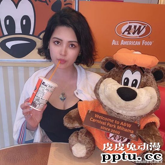 不科学的好身材 日本大学生正妹是个老二次元