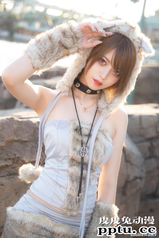 甜美樱花妹与性感小恶魔 岛国清新短发妹COSER-皮皮兔动漫