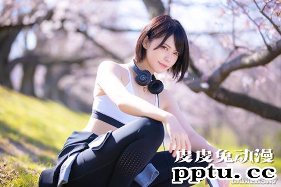 甜美樱花妹与性感小恶魔 岛国清新短发妹COSER