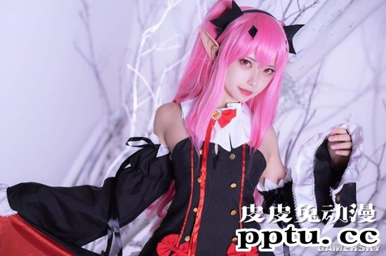 甜美樱花妹与性感小恶魔 岛国清新短发妹COSER