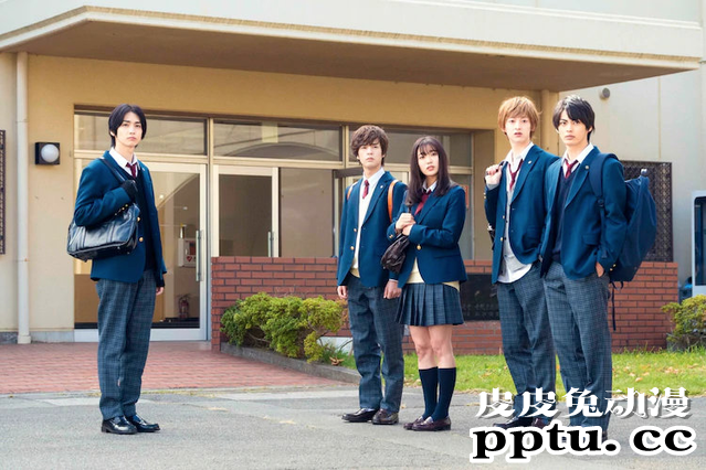 「我太受欢迎了，该怎么办？」真人版公开新剧照