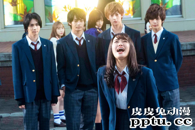 「我太受欢迎了，该怎么办？」真人版公开新剧照