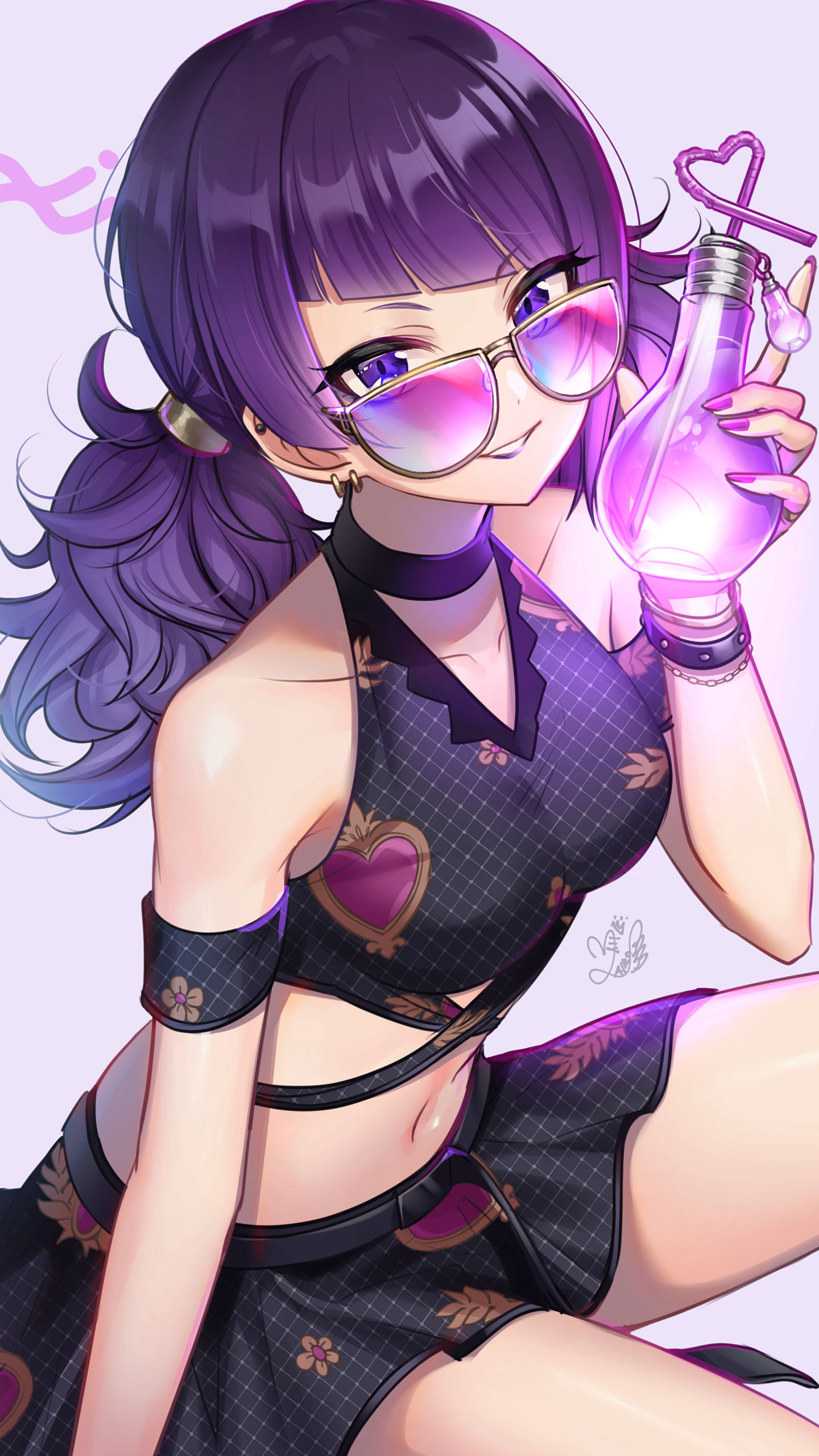 拿紫色灯泡戴墨镜的可爱动漫女生-皮皮兔动漫