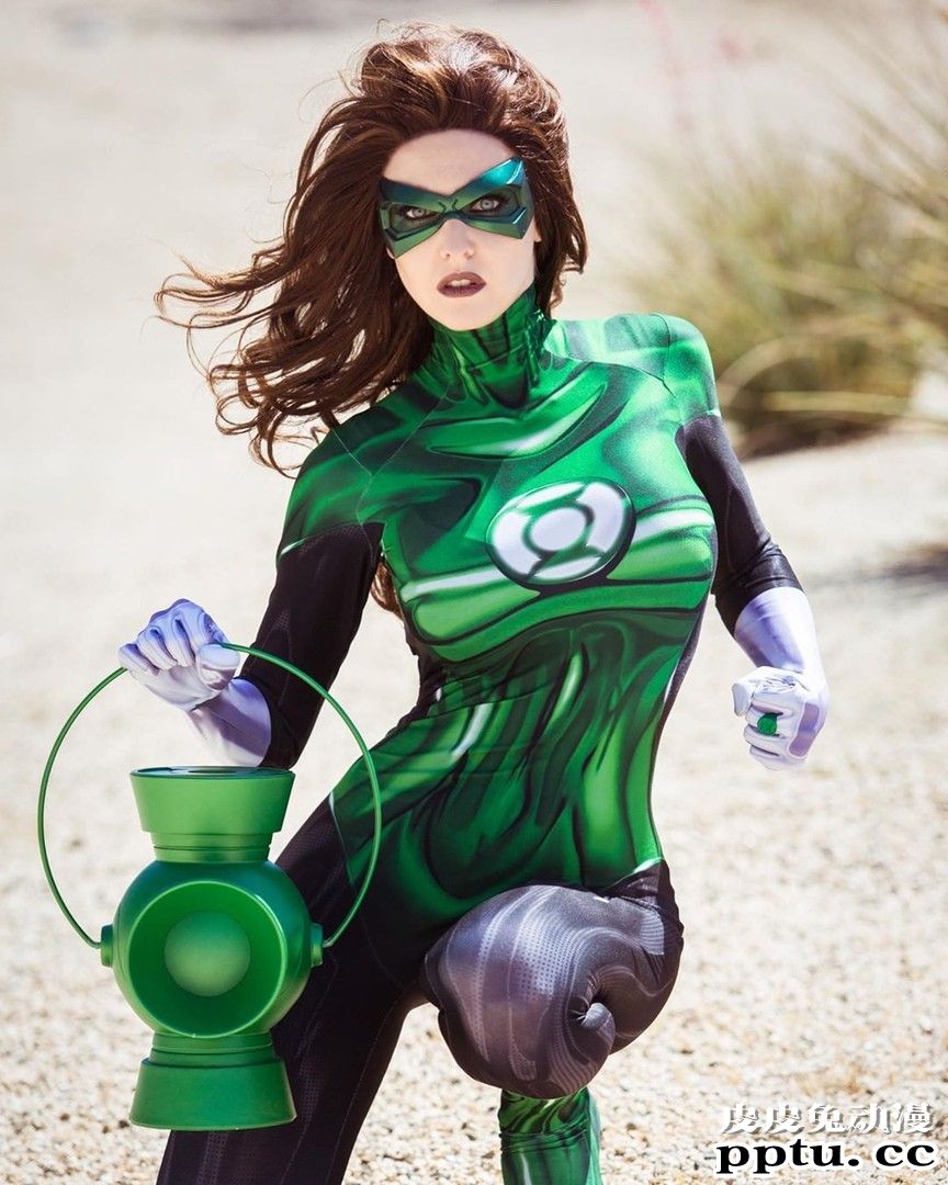 女装克劳德和别样的蒂法 一周大师级CosPlay赏