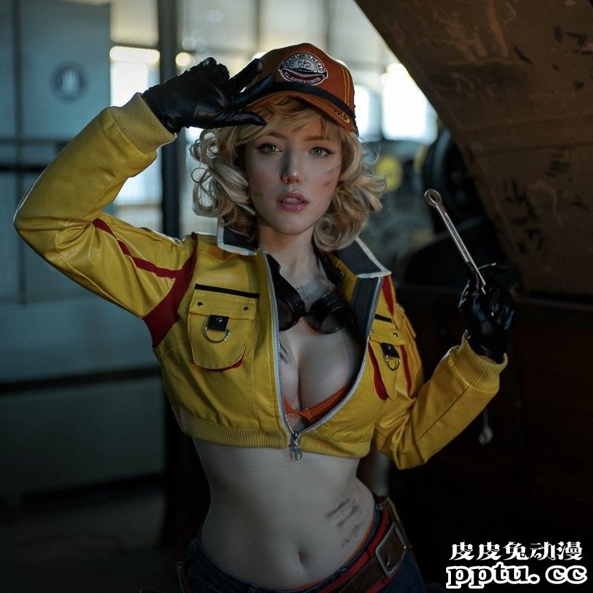 女装克劳德和别样的蒂法 一周大师级CosPlay赏