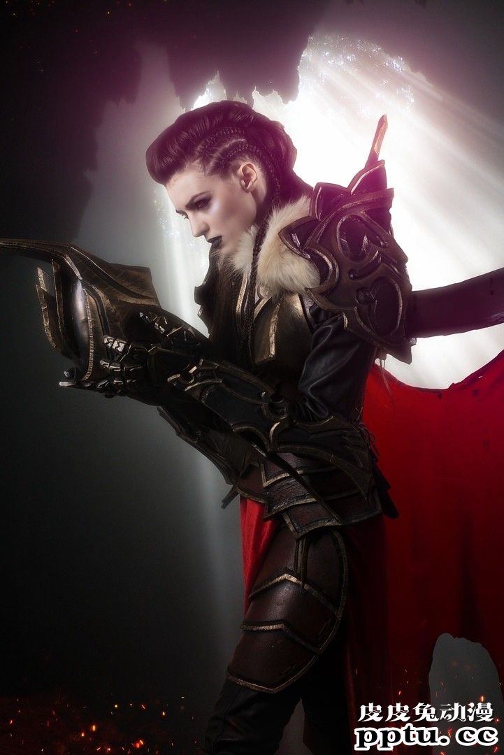 女装克劳德和别样的蒂法 一周大师级CosPlay赏