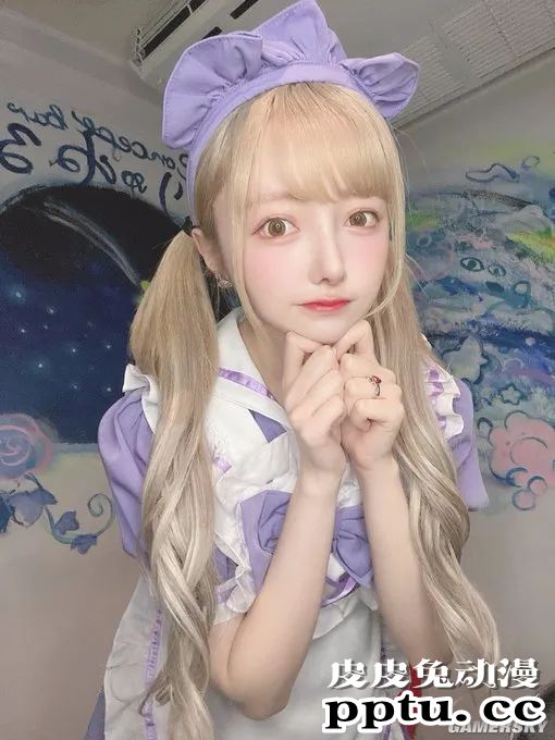 00后网红花600万日元整成日本女星 金发圆脸神似洋娃娃