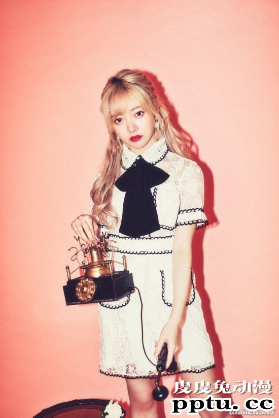 00后网红花600万日元整成日本女星 金发圆脸神似洋娃娃