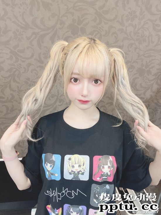 00后网红花600万日元整成日本女星 金发圆脸神似洋娃娃