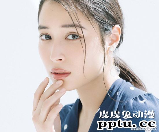 厌世颜的冰山美人 日本网友票选20代御姐级艺人TOP10