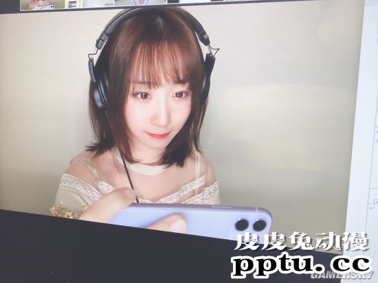 日本COSER伊织萌转职做女主播？和粉丝互动俏皮可爱