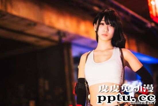 日本COSER伊织萌转职做女主播？和粉丝互动俏皮可爱