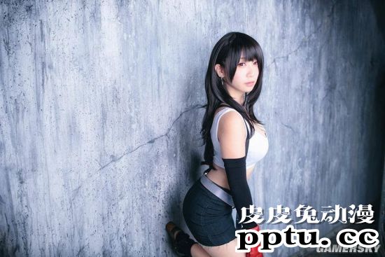 日本COSER伊织萌转职做女主播？和粉丝互动俏皮可爱