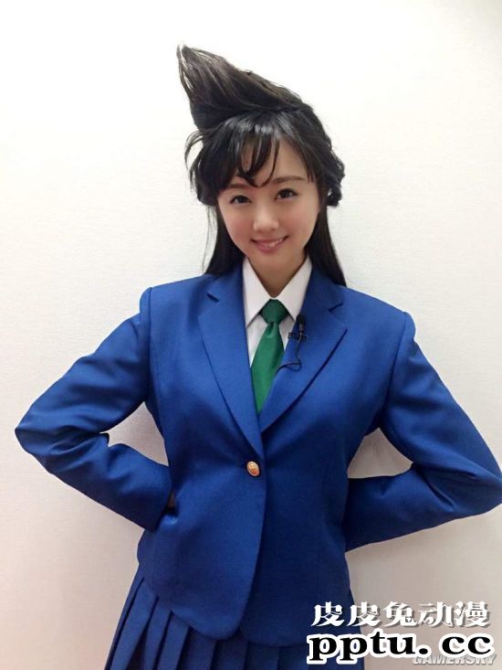 模特COS《柯南》毛利兰 发型才是最突出的