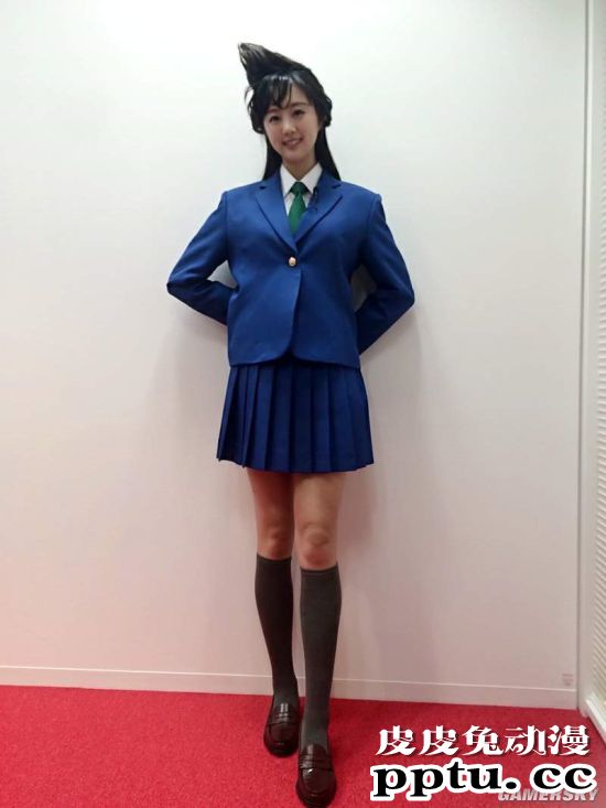 模特COS《柯南》毛利兰 发型才是最突出的