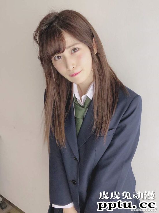 模特COS《柯南》毛利兰 发型才是最突出的