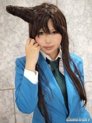 模特COS《柯南》毛利兰 发型才是最突出的