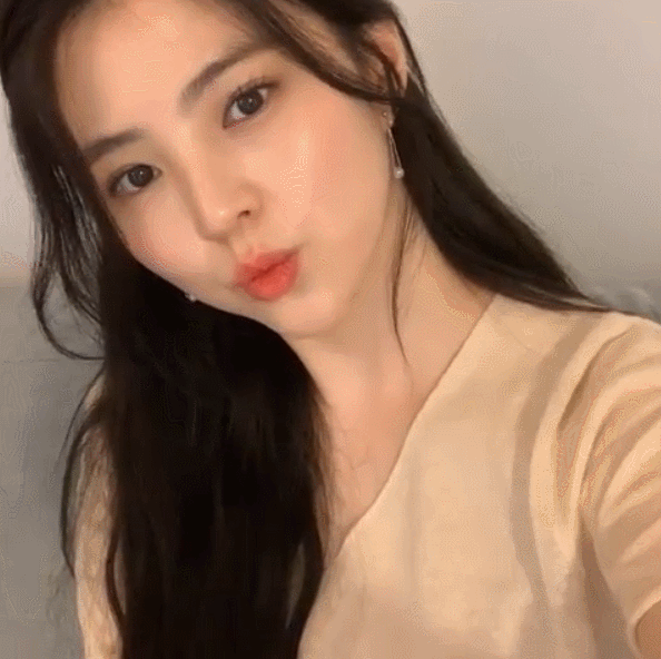 19禁韩剧中的“小宋慧乔” 因颜值火爆了网络