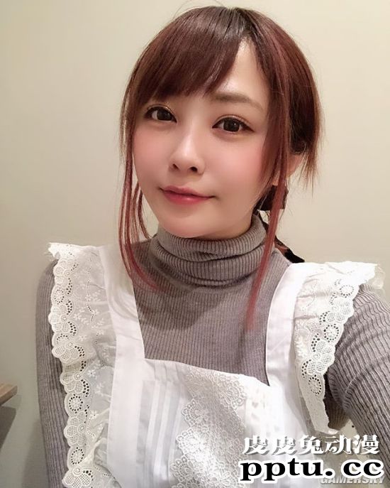 童颜外表下暗藏性感 日本混血Youtube女主播