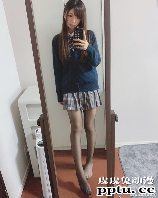 长腿控必收！身材颜值都乃极品的反差萌御姐RIKU