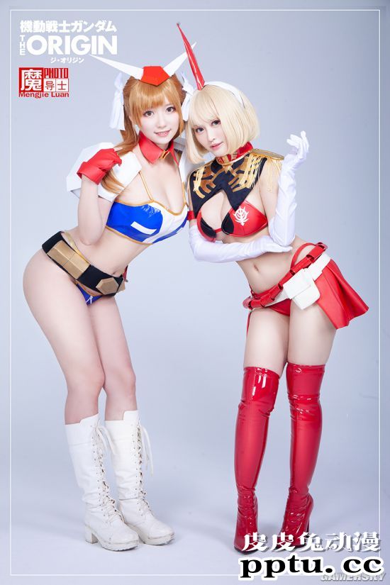 双份的机甲美少女Cos 共庆高达模型40周年