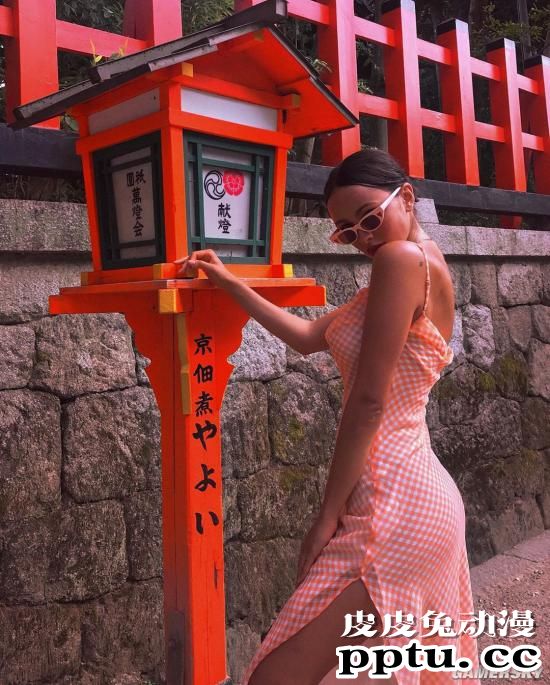 身材撩的你无法站直 电眼厌世脸混血儿Irene Noren