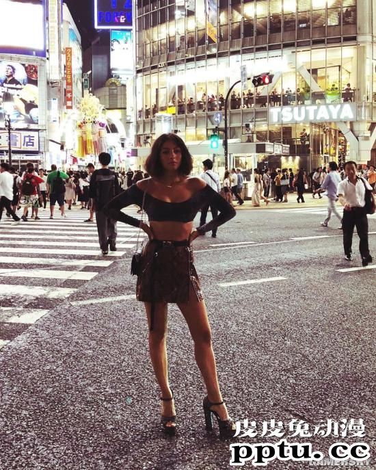 身材撩的你无法站直 电眼厌世脸混血儿Irene Noren