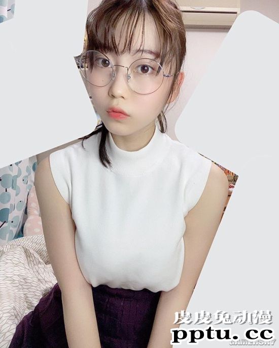 超乎想象的肉感身材 日本女大学生兼职拍写真