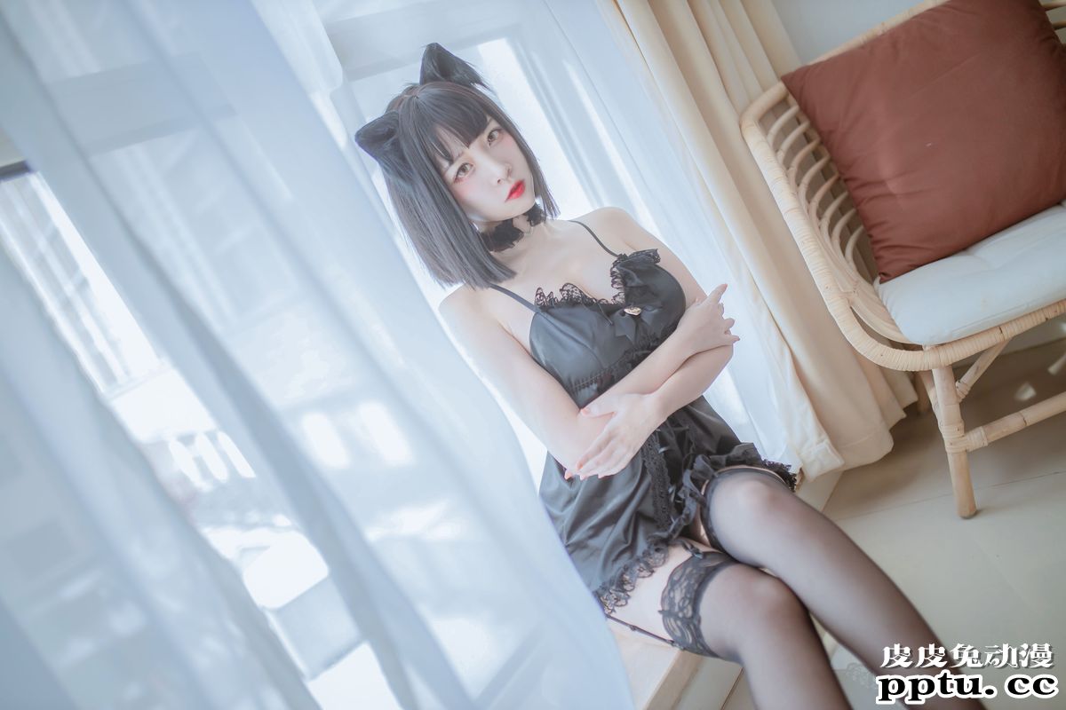 喵糖映画性感姐妹花黑白猫女郎装扮丝袜美腿私房COS套图