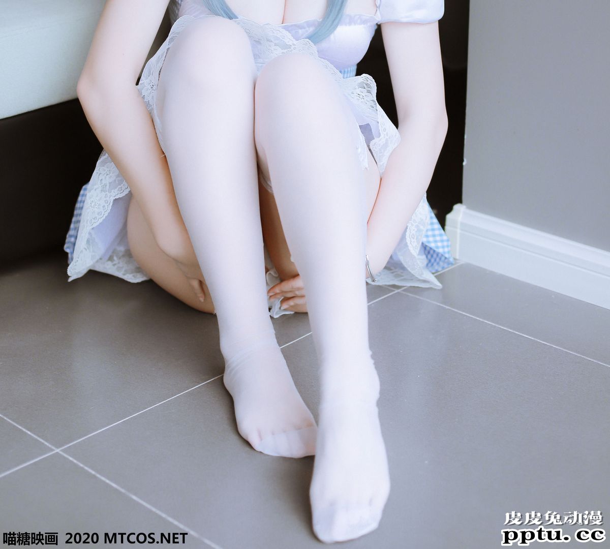 喵糖映画清纯萌妹子丝袜美腿蓝色女仆制服性感私拍套图